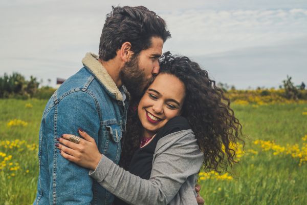 Livro Romance Grátis O Vizinho Bilionário